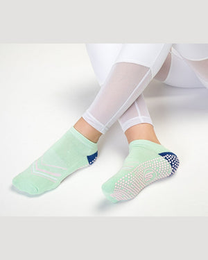 Move Active Grip Socks - Classic Low Rise Non Slip - Detail