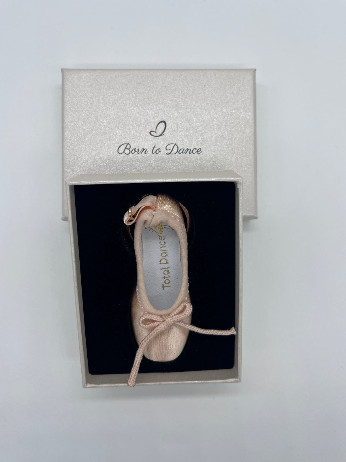 Contemporary Pointe Shoes in New Zealand: How to Choose the Right Fit for Your Dance Style
