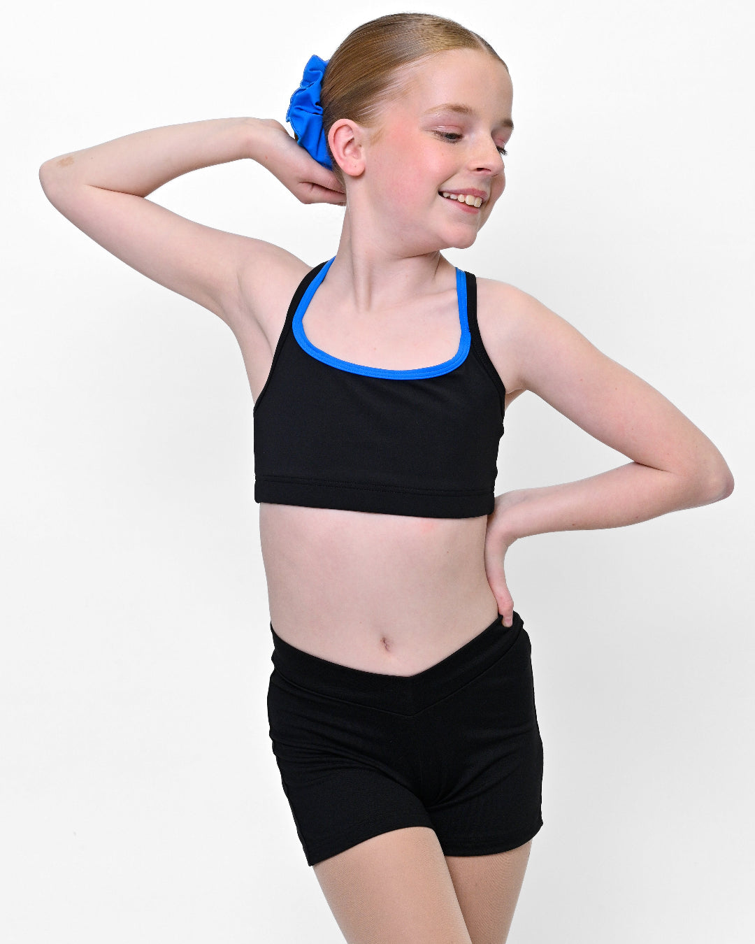 Total Dance Studio Wear Essential V Band - Dance Short - Shorts - Side