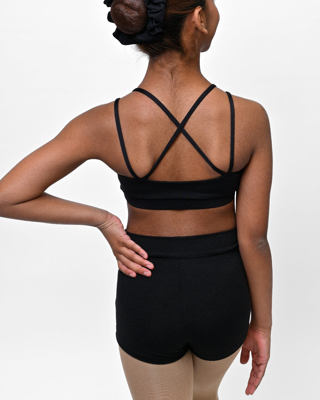 Total Dance Studio Wear Essential V Band - Dance Short - Shorts - Close-up