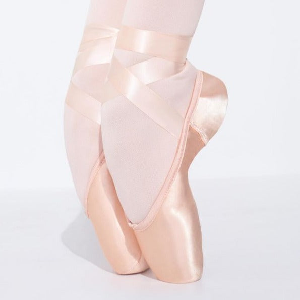 Capezio Airess 1132 Maxi Firm - Pointe Shoe with #7.5 Shank and Broad Toe Box