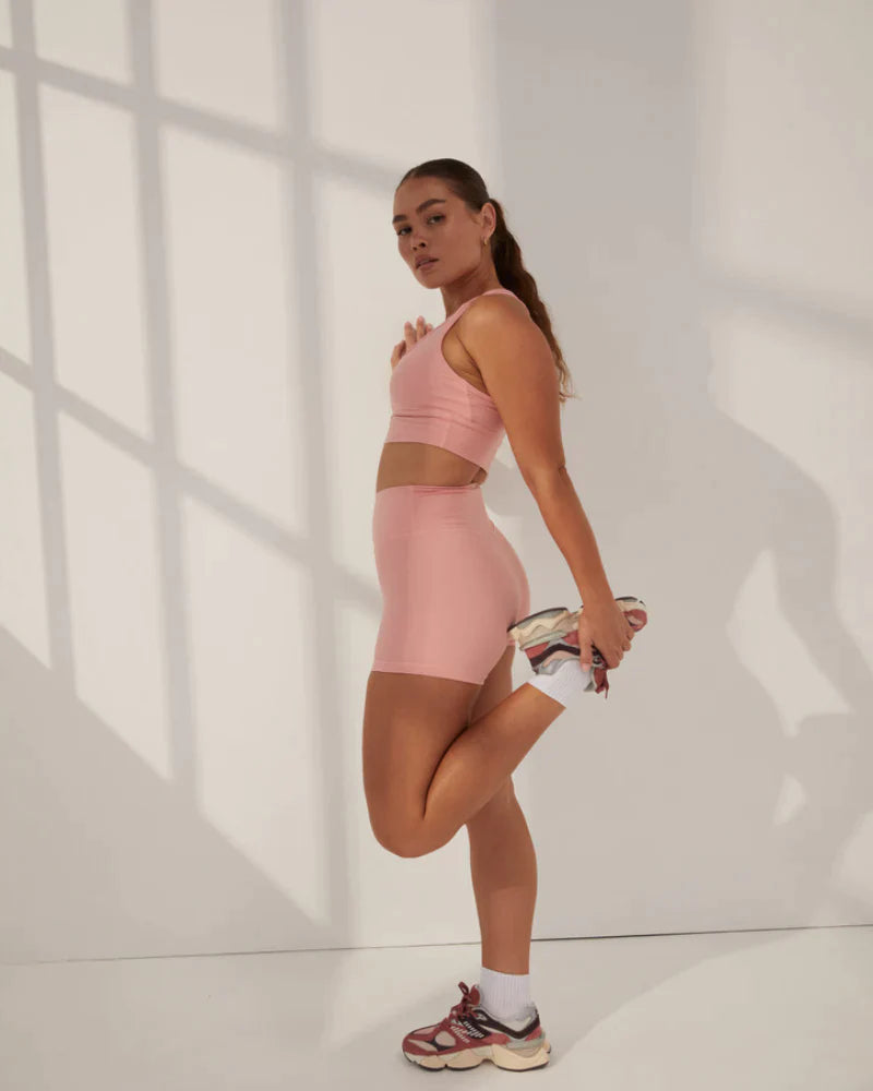 Diamond Active Motion Hi-Rise Short Adult - Peach - Shorts - Detail