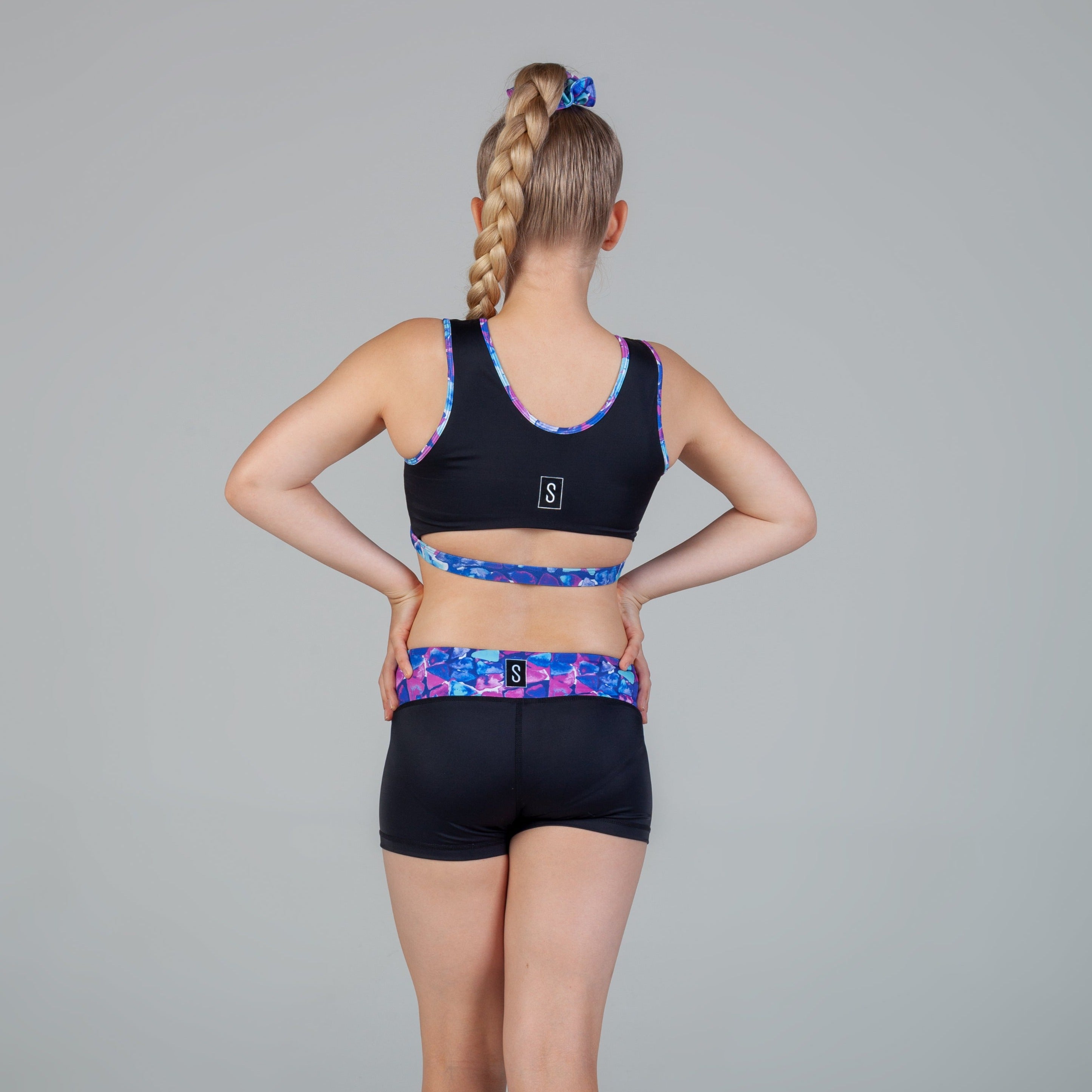Scout Active Dash Active Short Girls - Coral Coast & Black - Shorts - Back